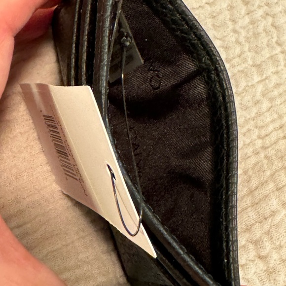 Calvin Klein Card Holder Wallet NWT - Picture 3 of 3